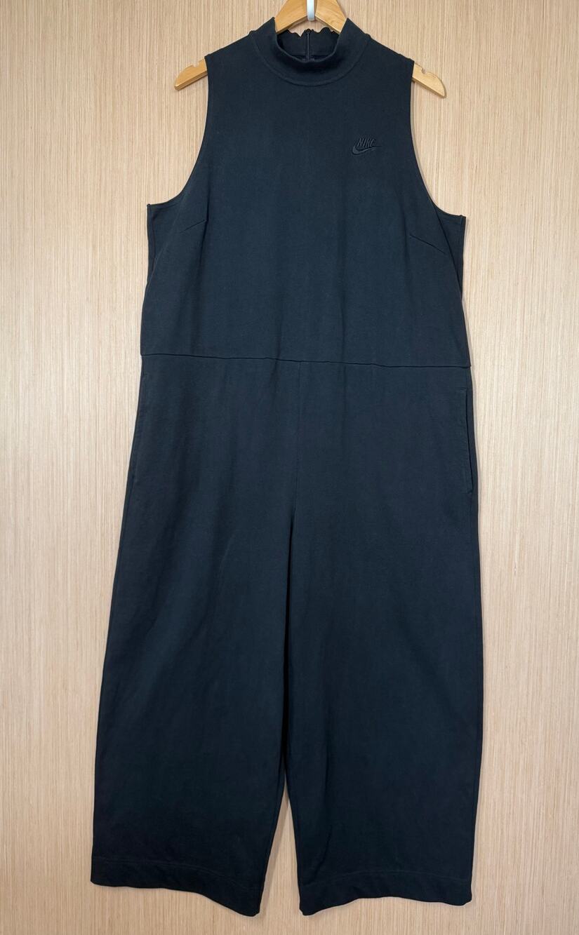 Nike Sleeveless Mock Neck Wide Leg Jumpsuit Size XXL Black Pockets Athleisure - Picture 1 of 11